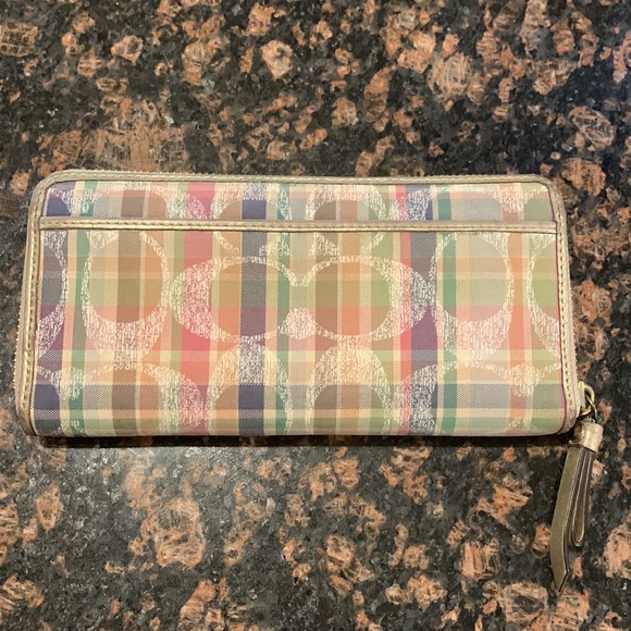 Coach Poppy Madras plaid zip around wallet - Picture 3 of 10